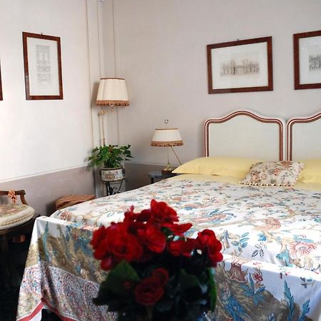Bed And Breakfast Flowers Genoa Exterior photo